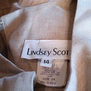 Lindsey Scott size 12 mid beige with  white embroidered design 2 tier bottom